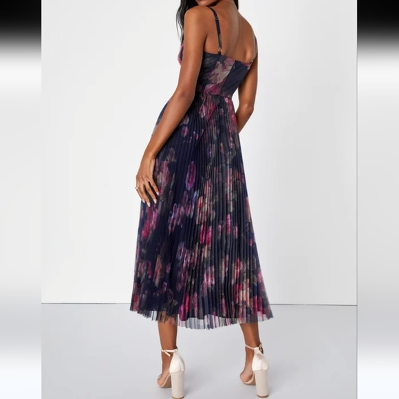 NWOT LULU'S FLORAL MIDI DRESS LARGE - Picture 4 of 6